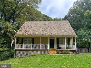 17610 ENTZIAN PL, Hughesville, MD 20637