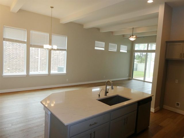 821 FAITH DR, Liberty Hill, TX 78642