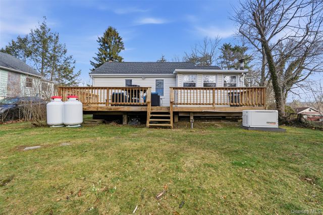 51 Johnson Street, Lake Peekskill, NY 10537