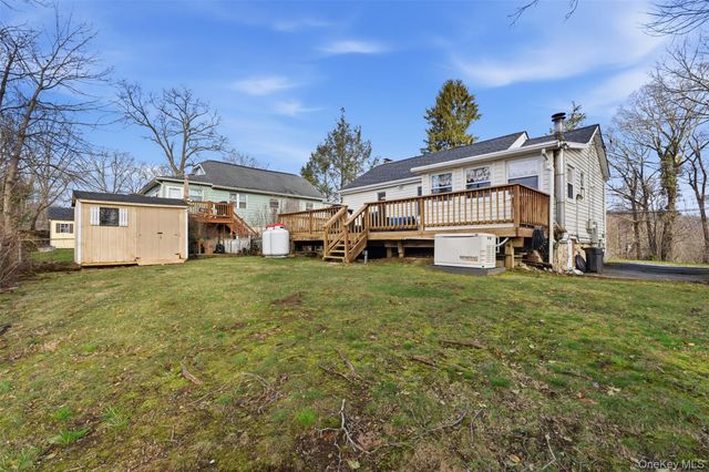 51 Johnson Street, Lake Peekskill, NY 10537