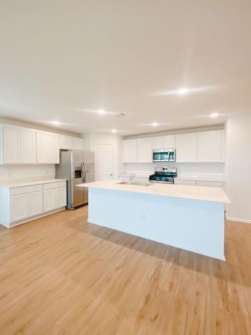 4242 Barrington Cove, Baytown, TX 77521