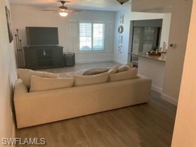 5665 Trailwinds DR 616, Fort Myers, FL 33907