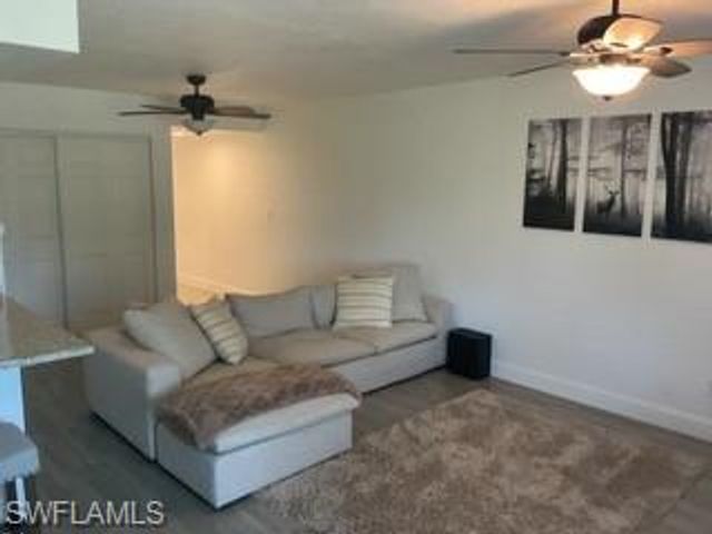 5665 Trailwinds DR 616, Fort Myers, FL 33907