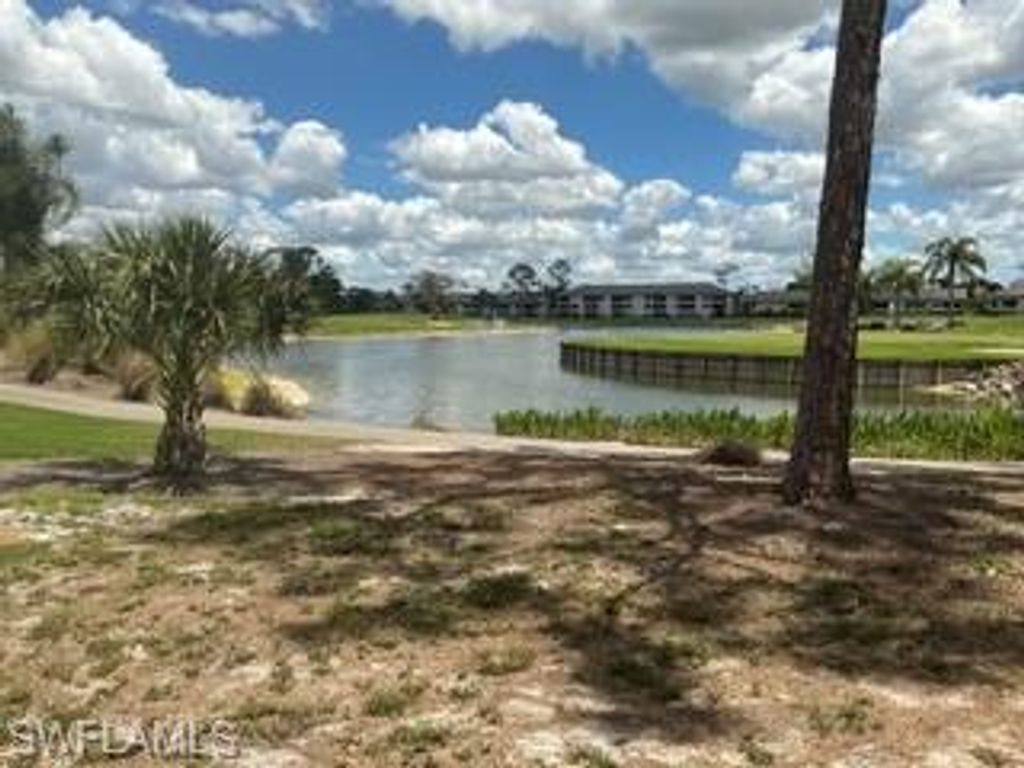 5665 Trailwinds DR 616, Fort Myers, FL 33907