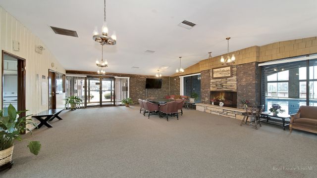 840 Elder Road A405, Homewood, IL 60430