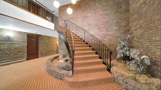 840 Elder Road A405, Homewood, IL 60430
