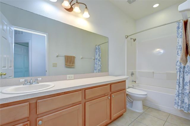 426 SUMMERLYN DRIVE, Valrico, FL 33594