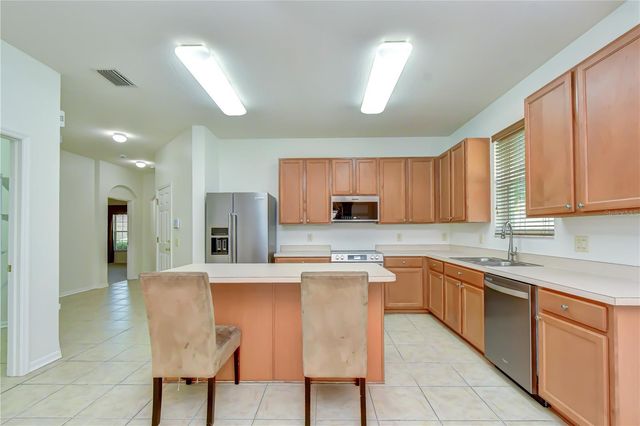 426 SUMMERLYN DRIVE, Valrico, FL 33594