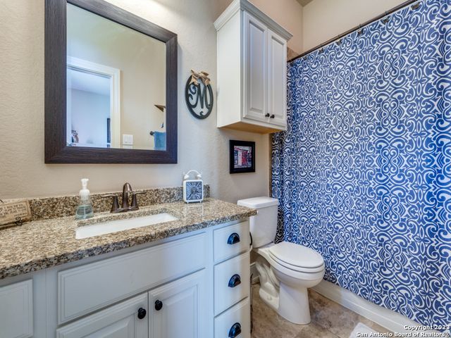 686 ASTRAL PT, Spring Branch, TX 78070