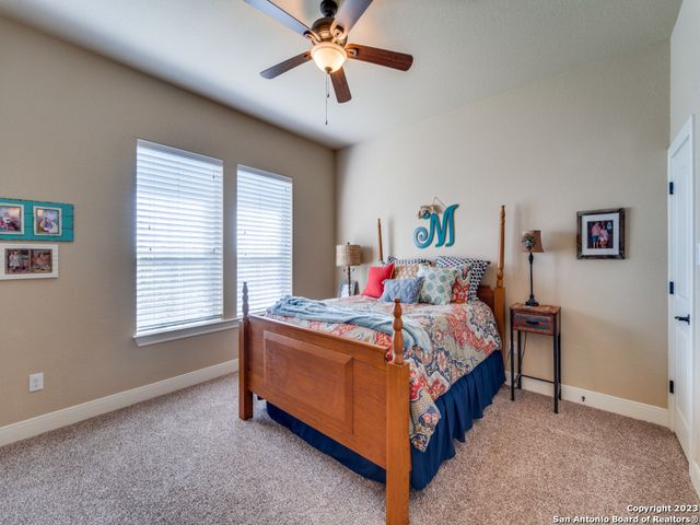 686 ASTRAL PT, Spring Branch, TX 78070