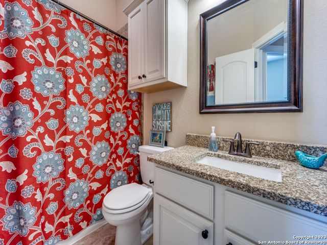 686 ASTRAL PT, Spring Branch, TX 78070