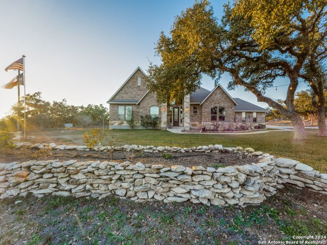 686 ASTRAL PT, Spring Branch, TX 78070