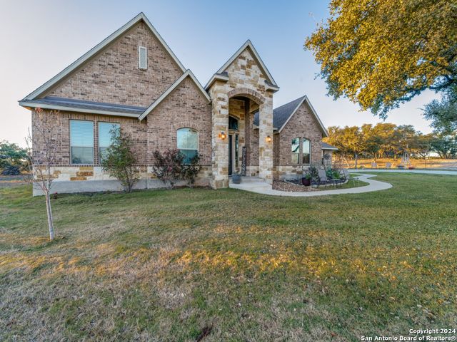 686 ASTRAL PT, Spring Branch, TX 78070