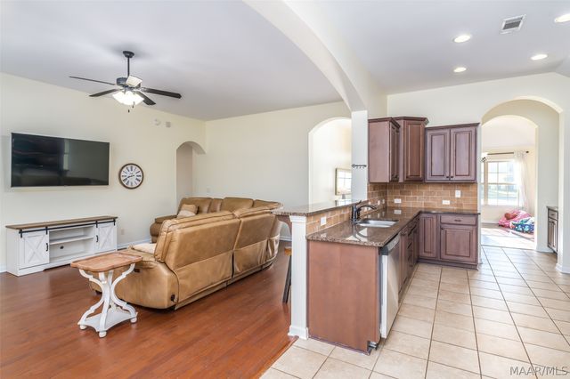 713 Evanwood Drive, Montgomery, AL 36117