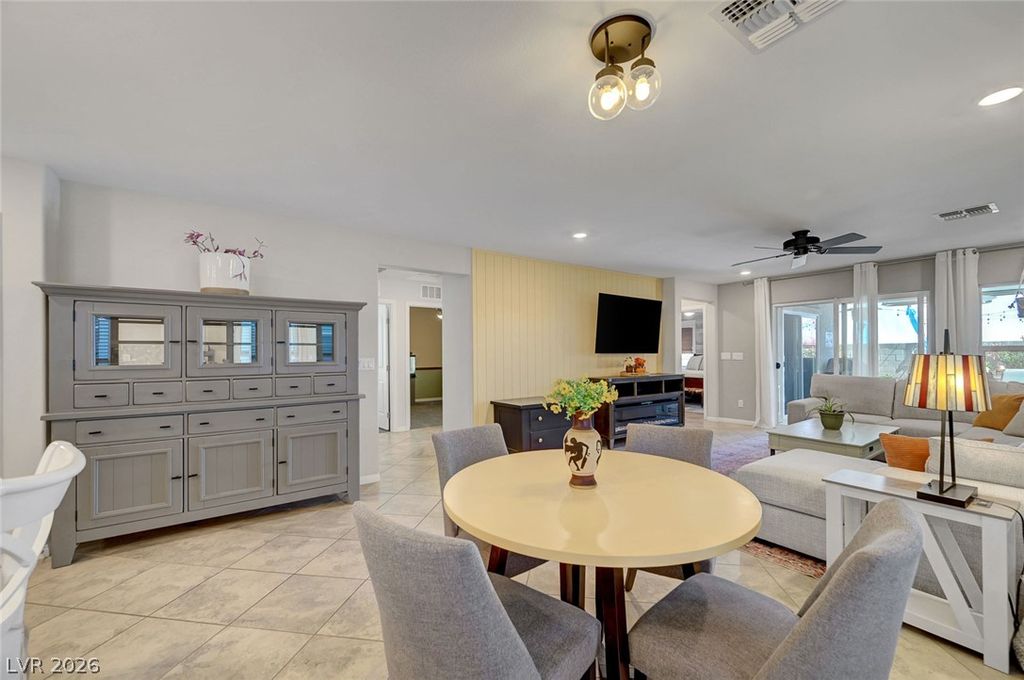9526 Barnsley Point Street, Las Vegas, NV 89178 — photo 4