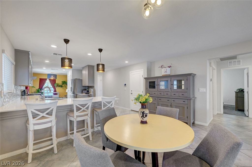 9526 Barnsley Point Street, Las Vegas, NV 89178 — photo 5