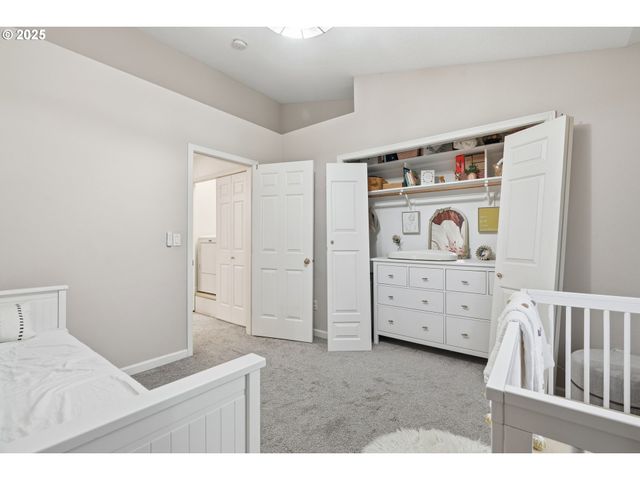 8807 Ne 17TH St, Vancouver, WA 98664