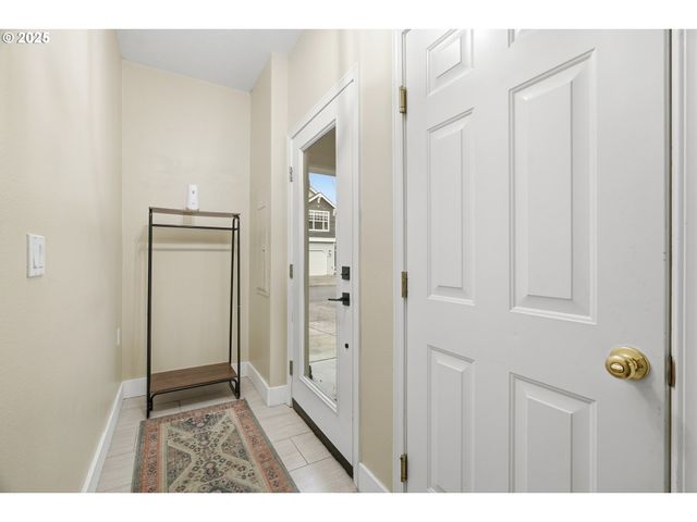 8807 Ne 17TH St, Vancouver, WA 98664