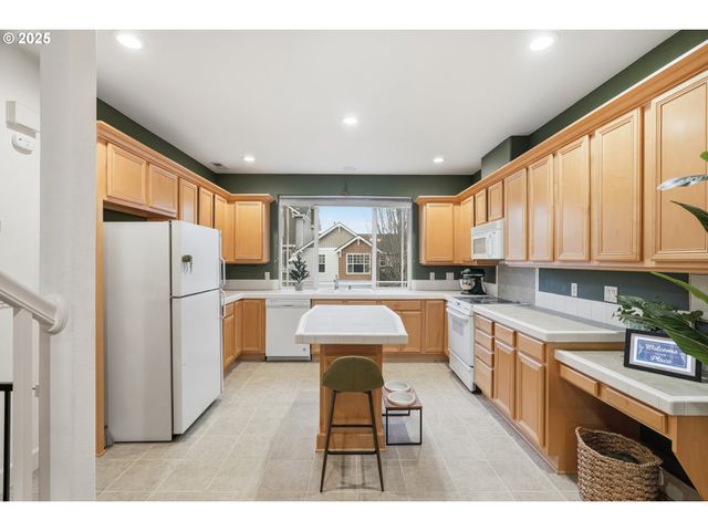 8807 Ne 17TH St, Vancouver, WA 98664