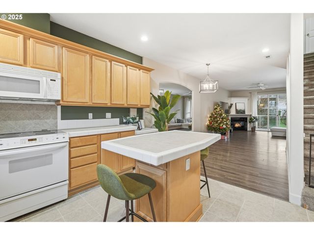 8807 Ne 17TH St, Vancouver, WA 98664