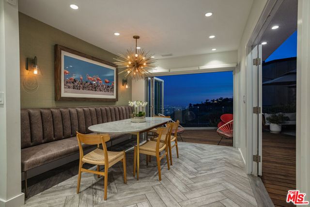2137 Sunset Plaza Drive, Los Angeles, CA 90069