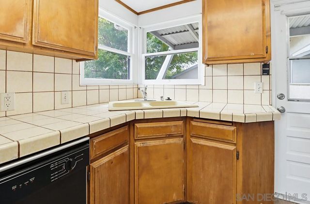 8224 Mount Vernon, Lemon Grove, CA 91945