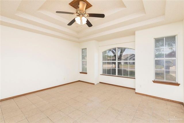 509 S Pacific Avenue, Edinburg, TX 78539