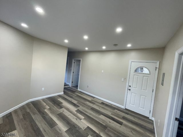 120 Lewis St, Paterson City, NJ 07501