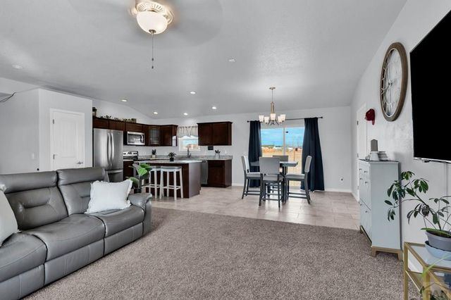 977 E Sumac Dr, Pueblo West, CO 81007