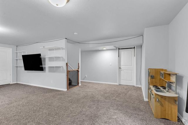 977 E Sumac Dr, Pueblo West, CO 81007