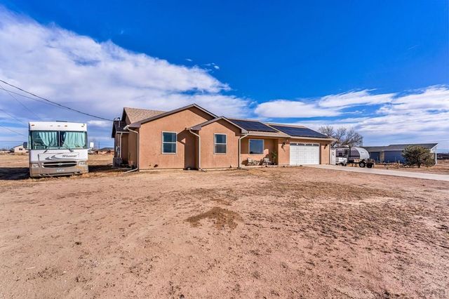 977 E Sumac Dr, Pueblo West, CO 81007