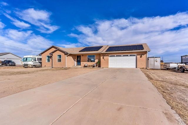 977 E Sumac Dr, Pueblo West, CO 81007