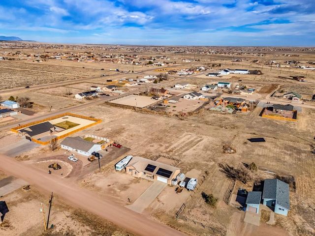 977 E Sumac Dr, Pueblo West, CO 81007