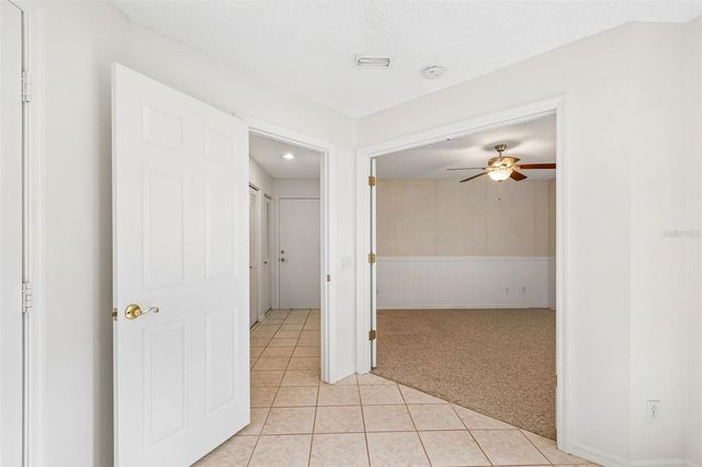 7656 PALM AIRE LANE, Sarasota, FL 34243