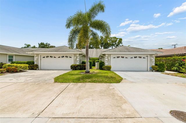 7656 PALM AIRE LANE, Sarasota, FL 34243