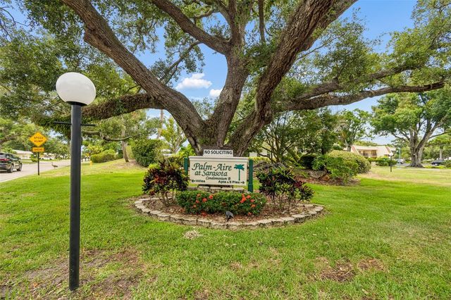 7656 PALM AIRE LANE, Sarasota, FL 34243