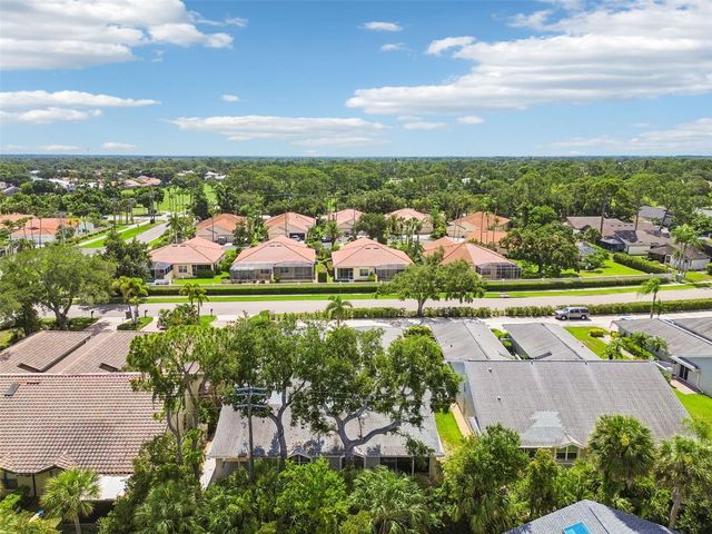 7656 PALM AIRE LANE, Sarasota, FL 34243