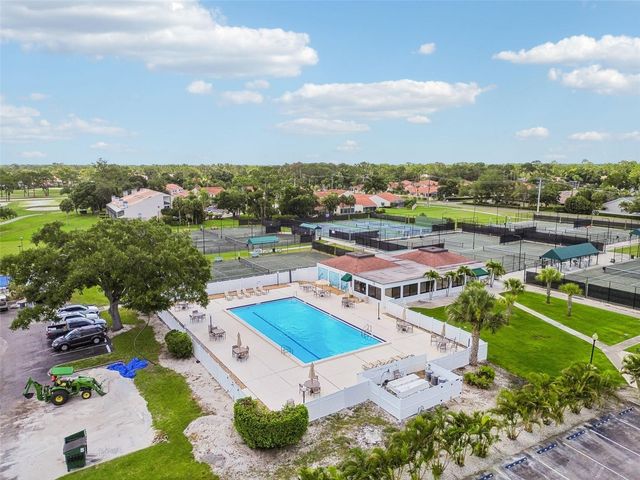 7656 PALM AIRE LANE, Sarasota, FL 34243