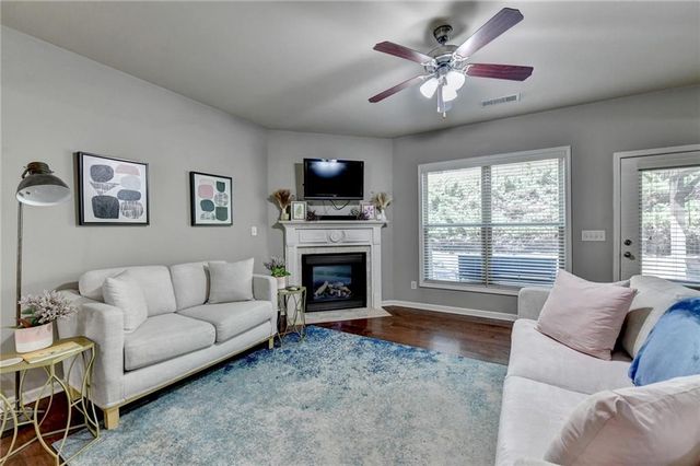 5880 Vista Brook Drive, Suwanee, GA 30024