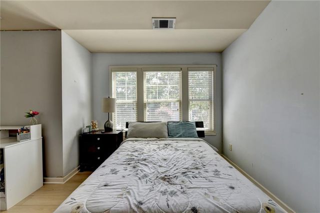 5880 Vista Brook Drive, Suwanee, GA 30024