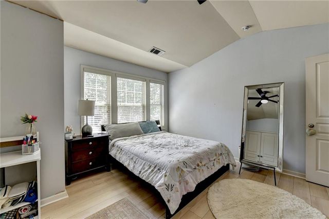 5880 Vista Brook Drive, Suwanee, GA 30024