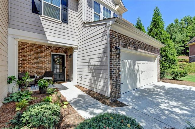 5880 Vista Brook Drive, Suwanee, GA 30024