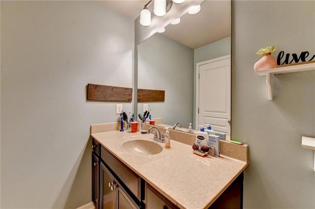 5880 Vista Brook Drive, Suwanee, GA 30024