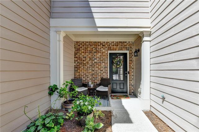 5880 Vista Brook Drive, Suwanee, GA 30024