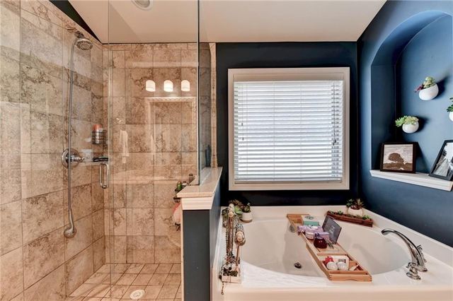 5880 Vista Brook Drive, Suwanee, GA 30024