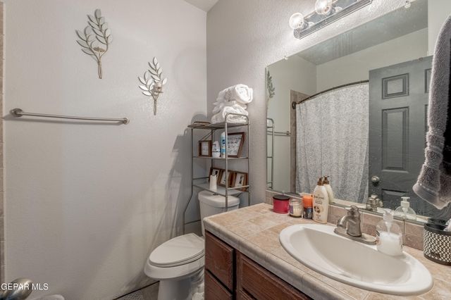 6829 STEFFERS Lane, El Paso, TX 79932