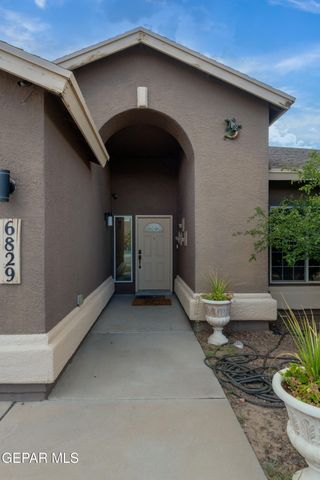 6829 STEFFERS Lane, El Paso, TX 79932