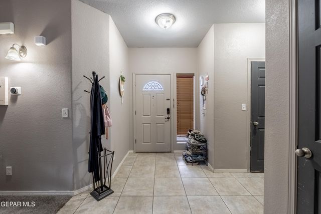 6829 STEFFERS Lane, El Paso, TX 79932