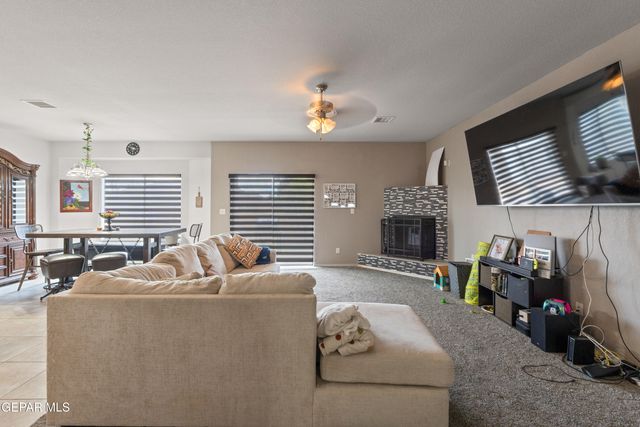 6829 STEFFERS Lane, El Paso, TX 79932