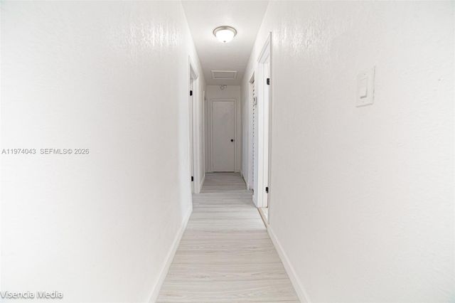 1090 NW 197th Ter, Miami Gardens, FL 33169